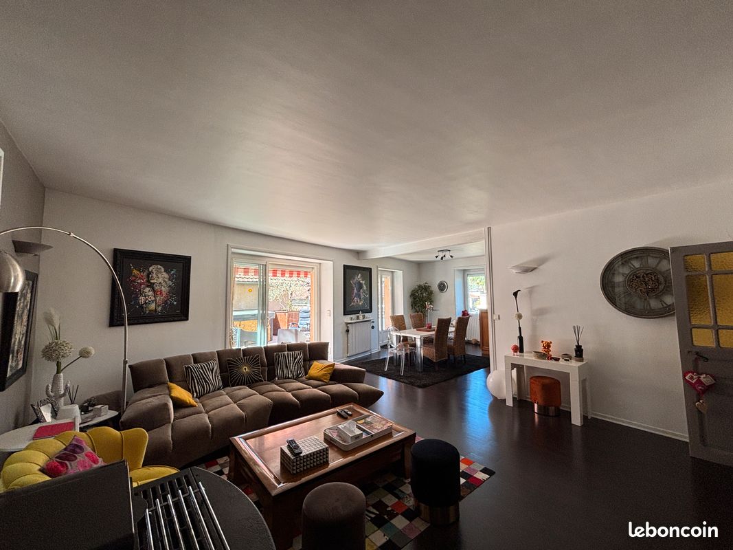 Maison 6 pièces 165 m² · à Bagnac-sur-Célé · 165 m² · 192 000 €