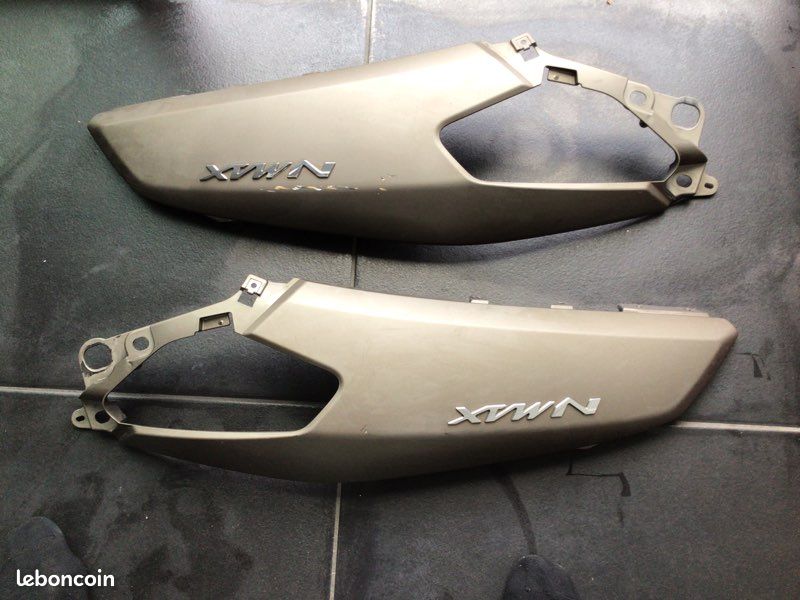 Coque arrière de MAX 125/250 (image 1)