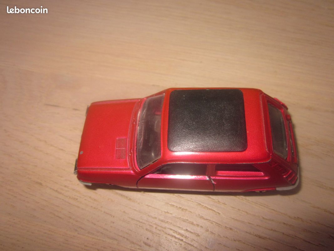 1/43 Jet-Car de Norev - made in France - Renault 5 TL - Yoplait