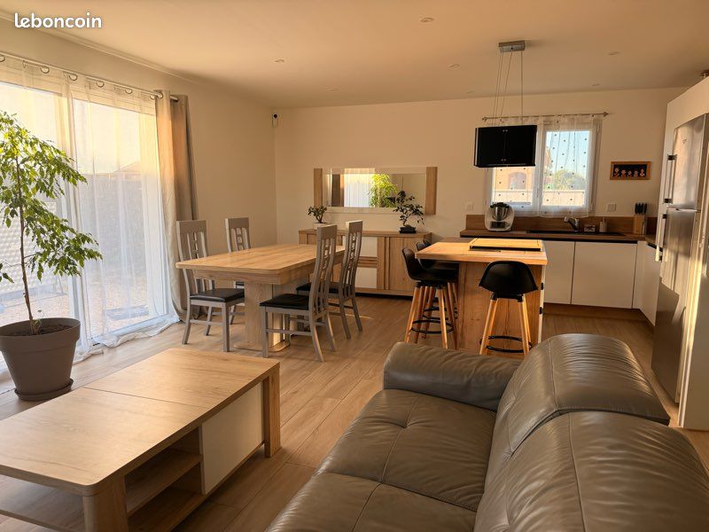 Maison 6 pièces 110 m² · à Loyettes · 110 m² · 359 000 €
