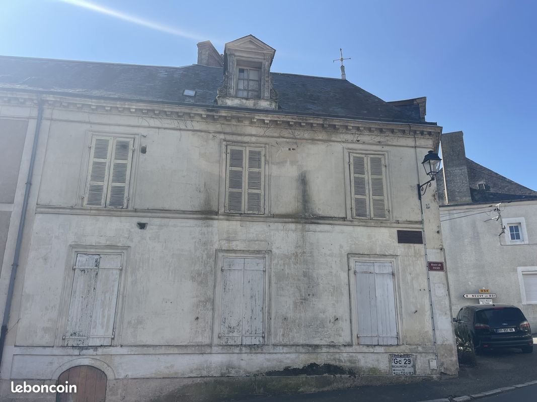 Maison 6 pièces 135 m² · à Chemillé-sur-Dême · 135 m² · 78 000 €