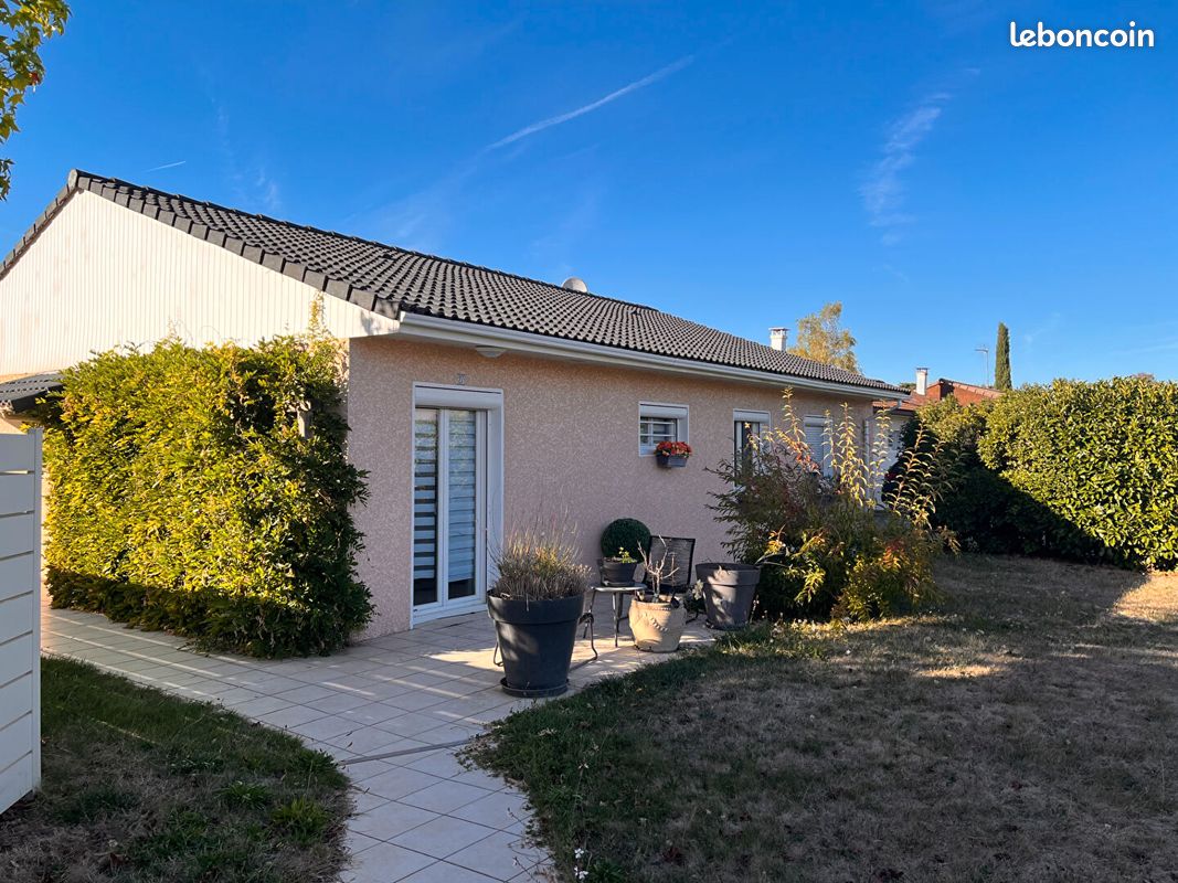 Maison 4 pièces 105 m² · à Bourg-en-Bresse · 105 m² · 230 000 €