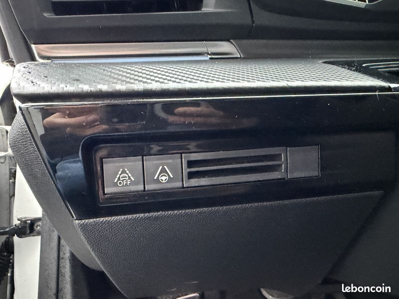 Peugeot 508 SW PURETECH 180CH S&S ALLURE BUSINESS EAT8 9CV (image 17)