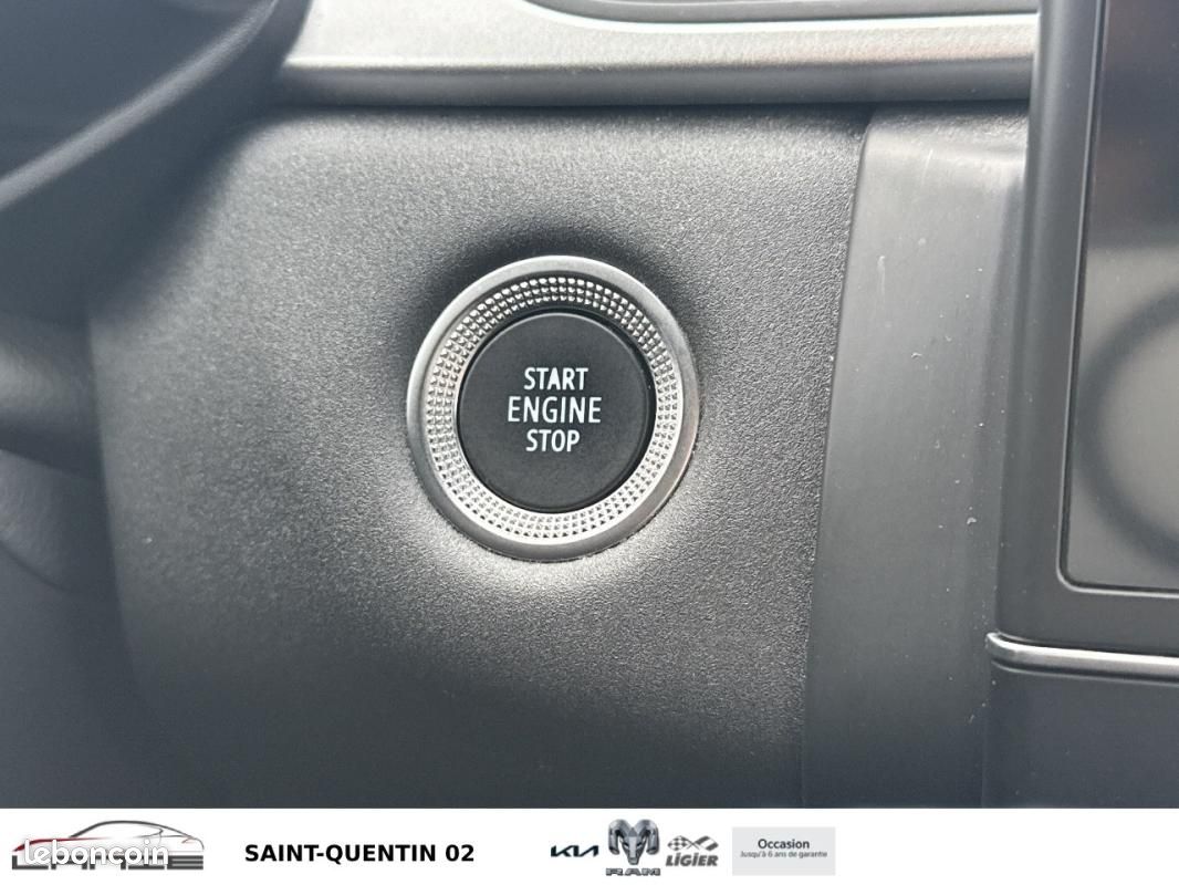 Renault Captur E-Tech 145 - 21 Business (image 20)
