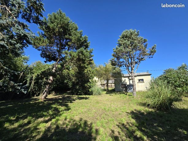 Bâtiment 2 pièces 78 m²