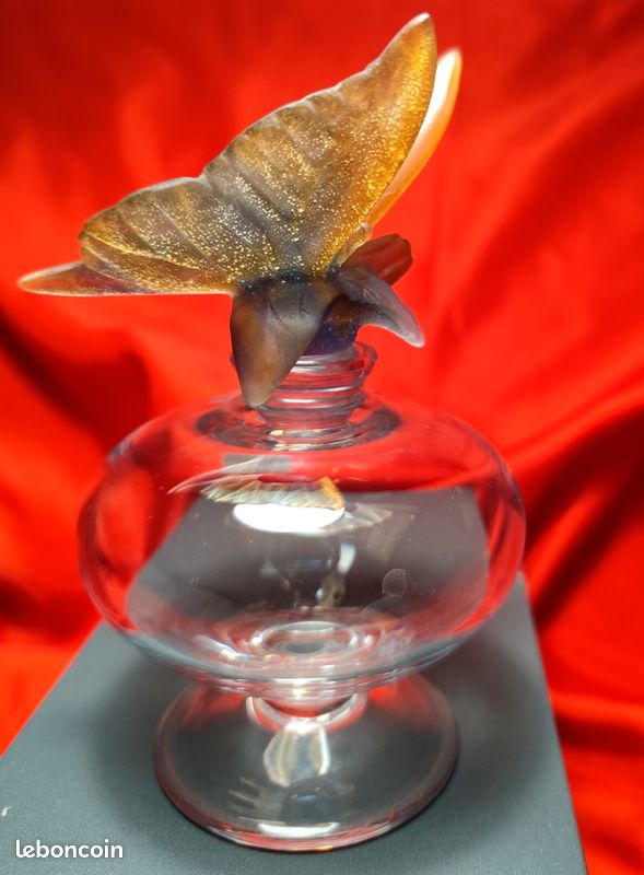 Daum flacon parfum cristal papillon nature (image 3)