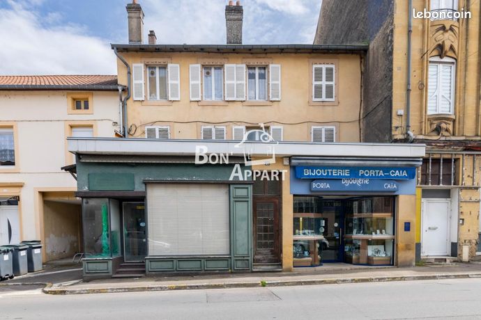 Immeuble 250 m² Joeuf