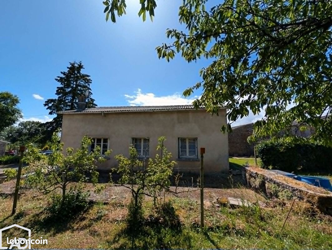 Maison 5 pièces 85 m² · à Sainte-Eanne · 85 m² · 64 800 €