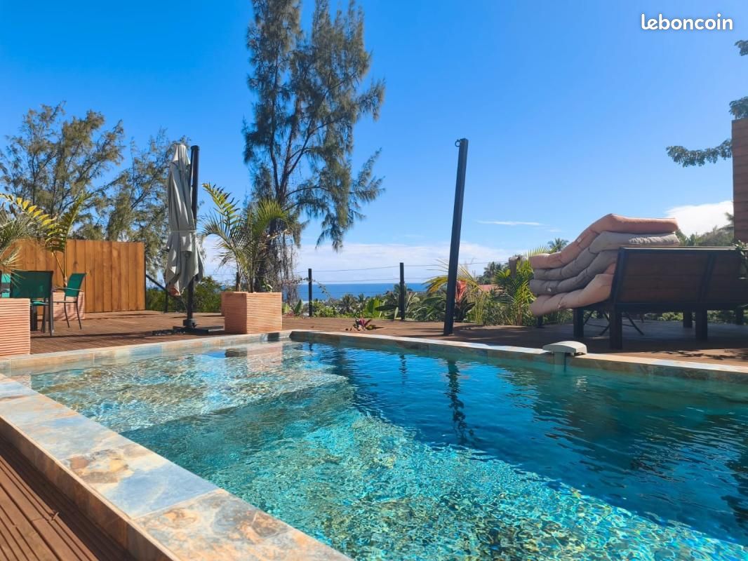 Maison 5 pièces 157 m² · à Saint-Pierre · 157 m² · 595 000 €