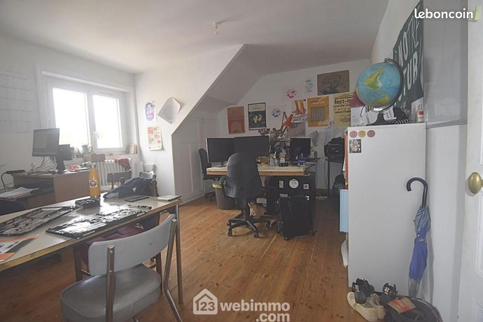 https://img.leboncoin.fr/api/v1/lbcpb1/images/42/c2/09/42c2094123588d515197e273d9462766ebb7bf97.jpg?rule=ad-image