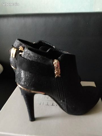 Bottine talon haut Fantaisie noir pointure 37 (image 2)