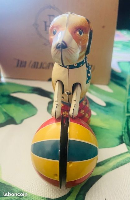 ANCIEN JOUET AUTOMATE Mécanique Chien Ballon Dalmatien T%c3%b4le 295566095057