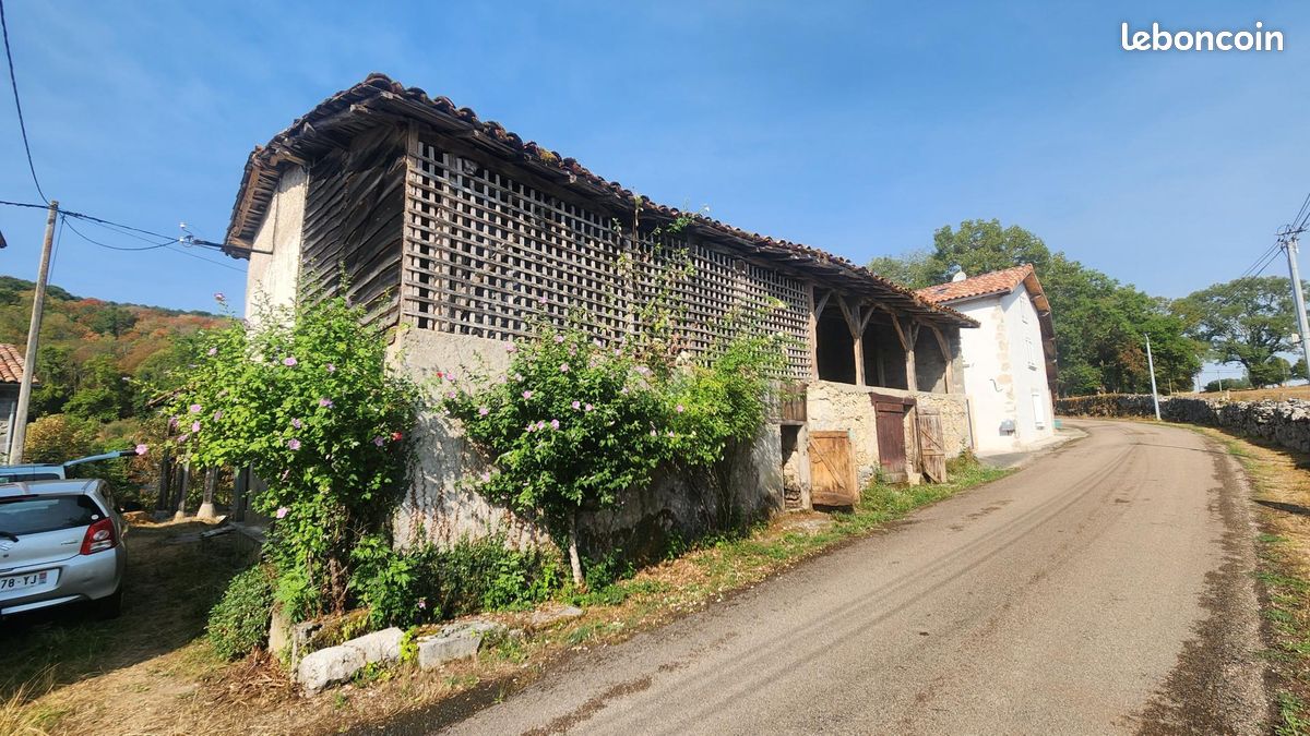 Maison 3 pièces 90 m² · à Montjoie-en-Couserans · 90 m² · 59 000 €