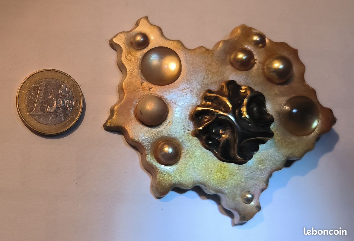 Broche vintage 1969 (image 1)