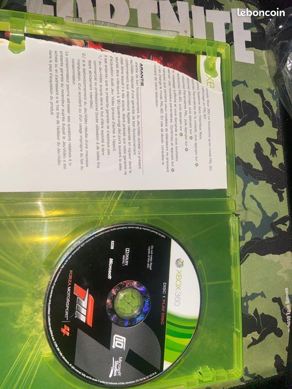 Vend jeux Xbox 360 ses forza motif sport 4 jais pas la boite qui va avec (image 1)