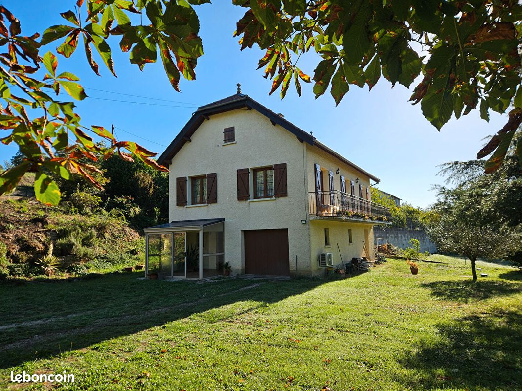 Maison 6 pièces 120 m² · à Figeac · 120 m² · 212 000 €