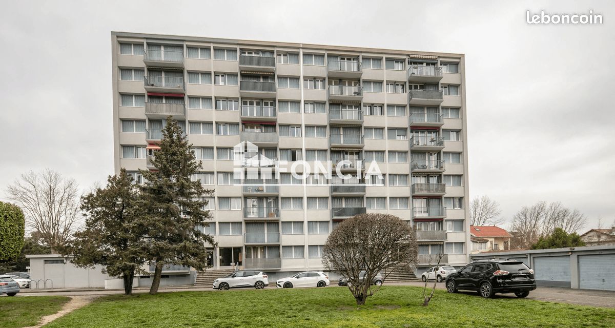 T4 70m2 cave - copropriété ravalée et fermée (image 1)