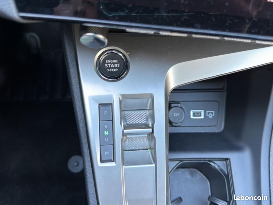 PEUGEOT 408 Hybrid 145 allure e-dcs6 (image 28)