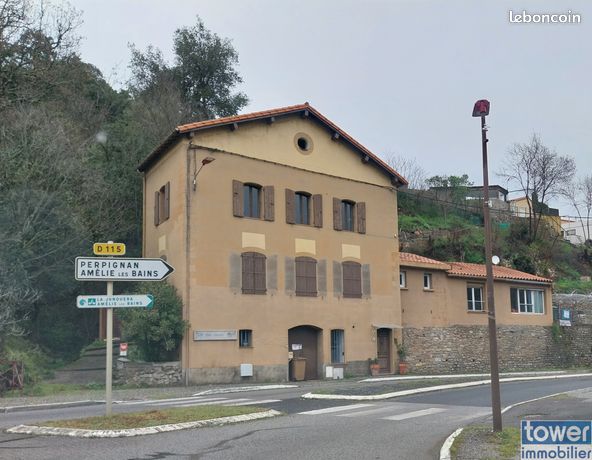 Maison de village 5 pièces 204 m²