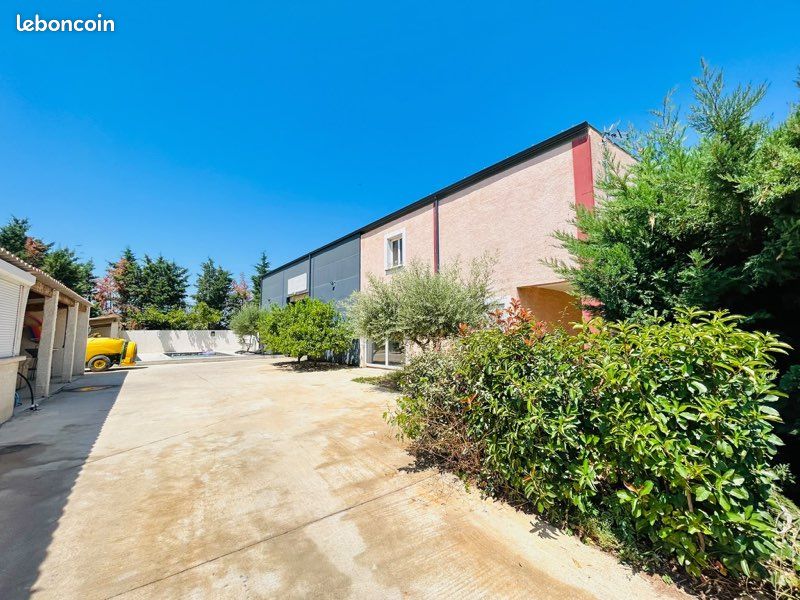 Maison 5 pièces 150 m² · à Saint-Thibéry · 150 m² · 750 000 €