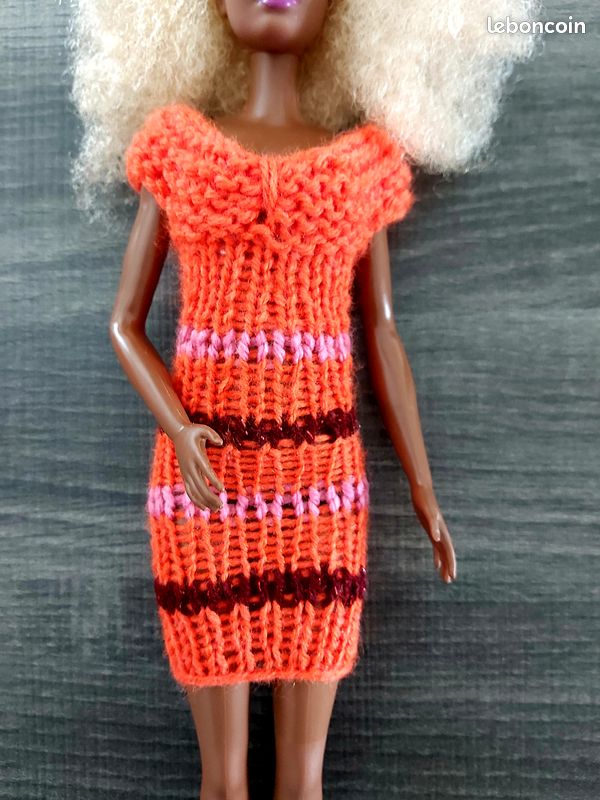 Robe en laine pour poupée barbie (image 2)