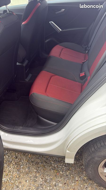 Audi Q2 (image 9)