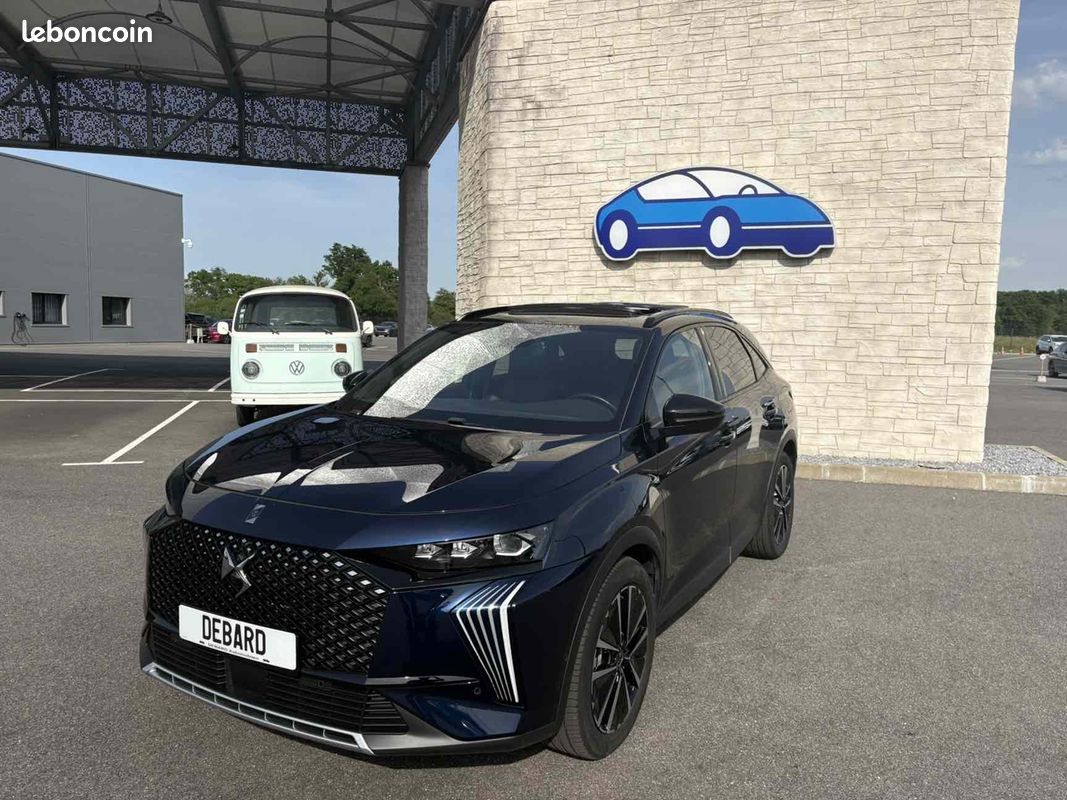 Ds DS 7 1.6 PLUG-IN HYBRID 4X4 300CH ETOILE (image 1)