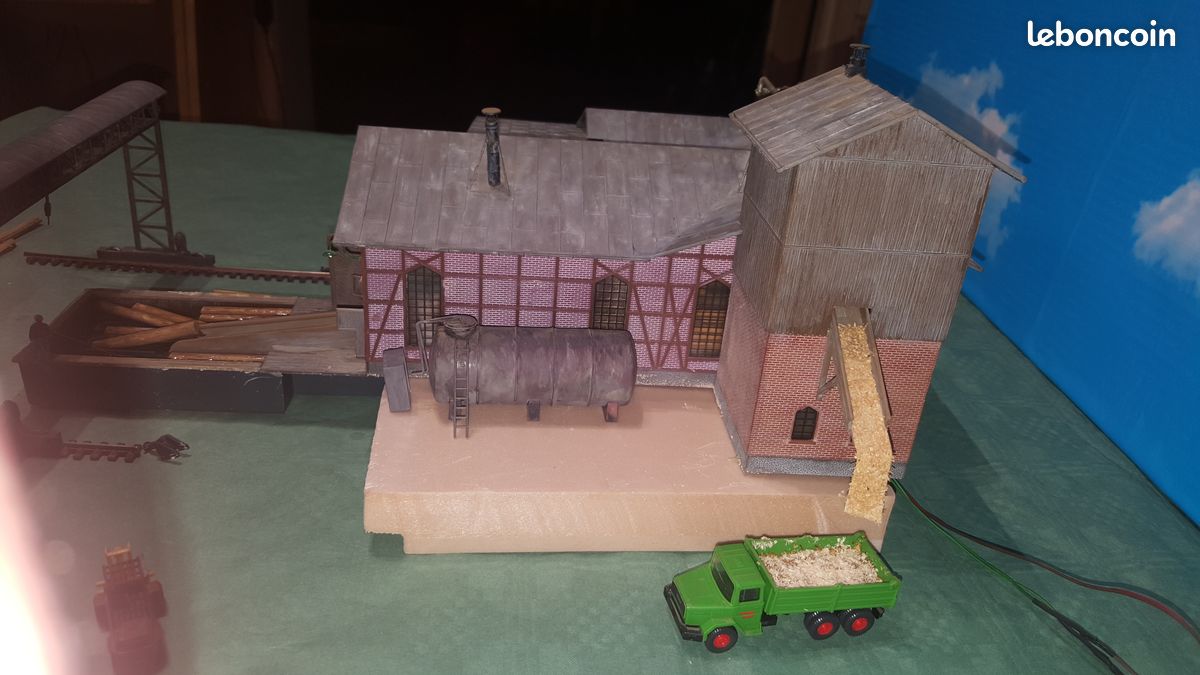 Faller scierie motorisè ,grue ,èclairage intèrieur, eau rèel ,figurines 1.87 / HO (image 12)