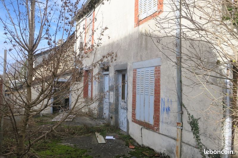 Maison 4 pièces 71 m² · à Mauriac · 71 m² · 10 000 €