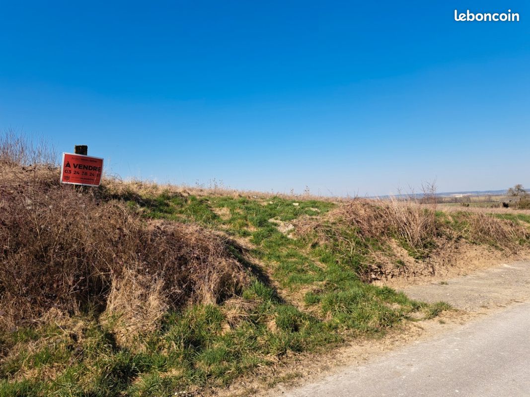 Terrain 1052 m² · à Rethel · 1 052 m² · 44 000 €