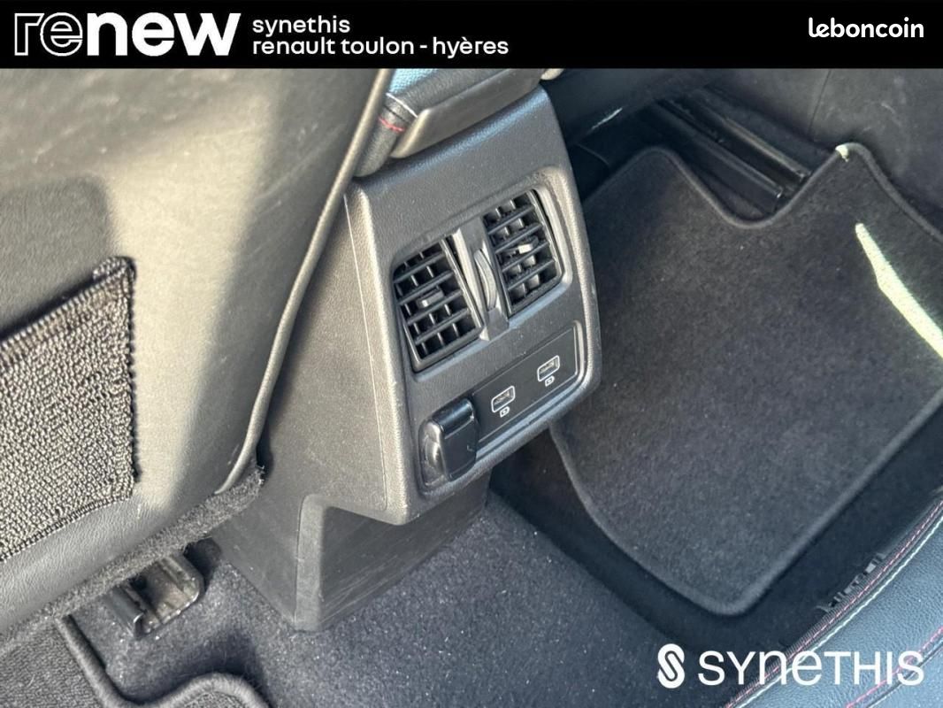 Renault Captur E-Tech 145 - 21 R.S. Line (image 13)