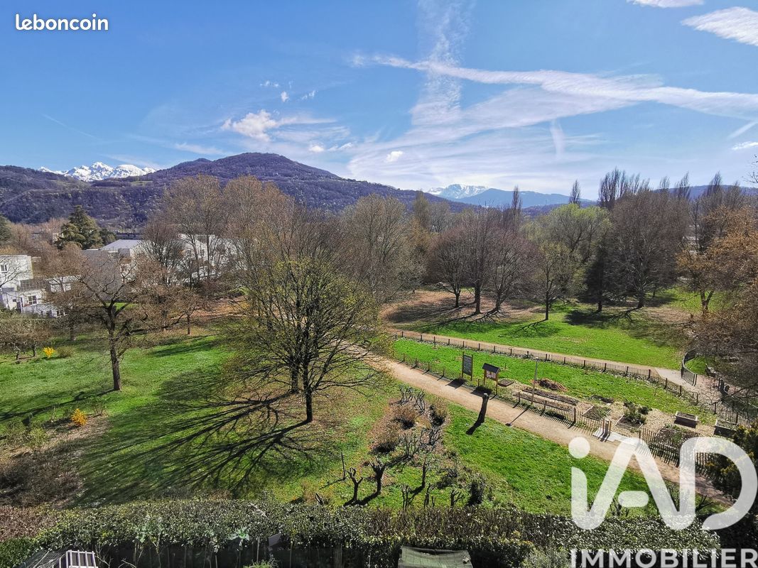 Appartement 6 pièces 114 m² · à Eybens · 114 m² · 209 000 €