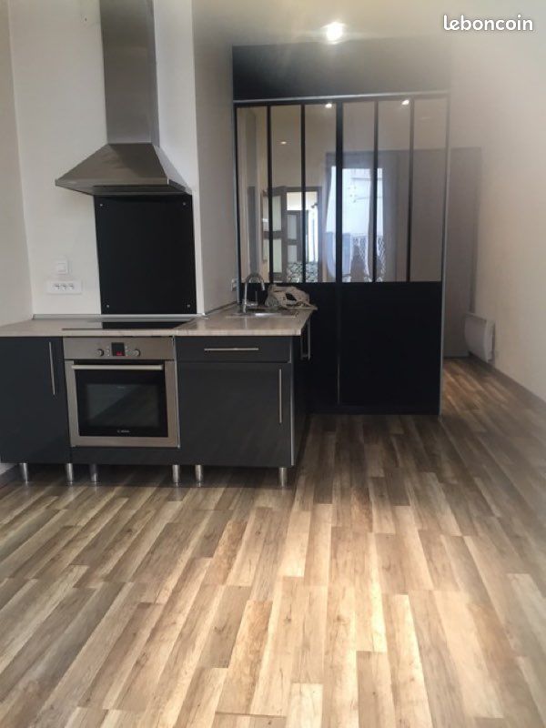 Appartement 1 pièce 32 m² · à Toulon · 32 m² · 660 €/mois