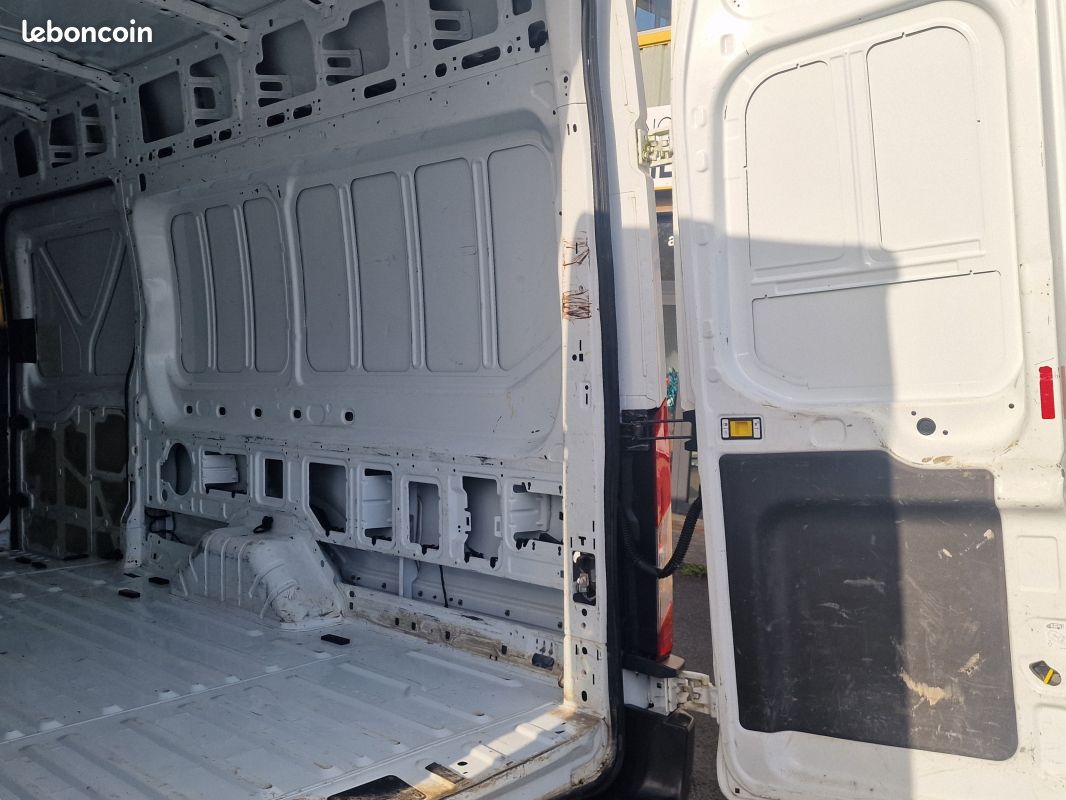 FORD Transit L4H3 2.0 tdci 130 ch TREND BUSINESS (image 10)