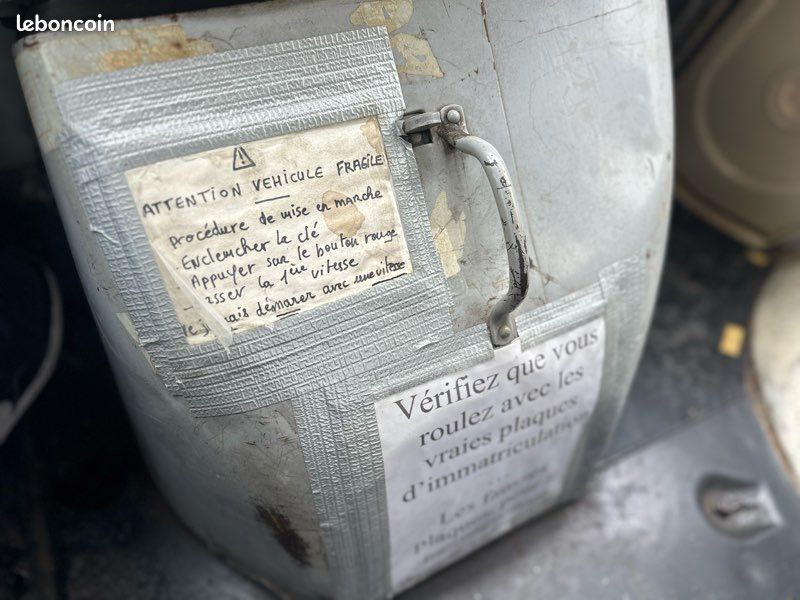 Le mythique citroen hy de Louis la brocante (image 9)