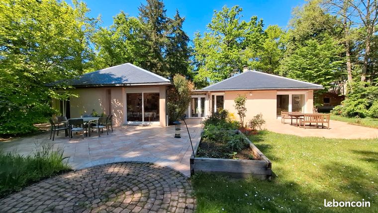 Villa 8 pièces 189 m²