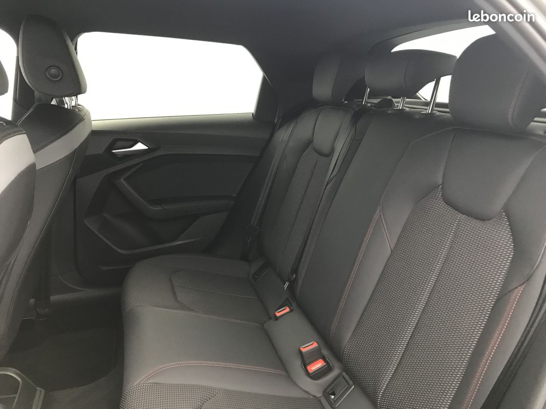 AUDI A1 Sportback 35 TFSI 150 ch S tronic 7 S Line (image 20)