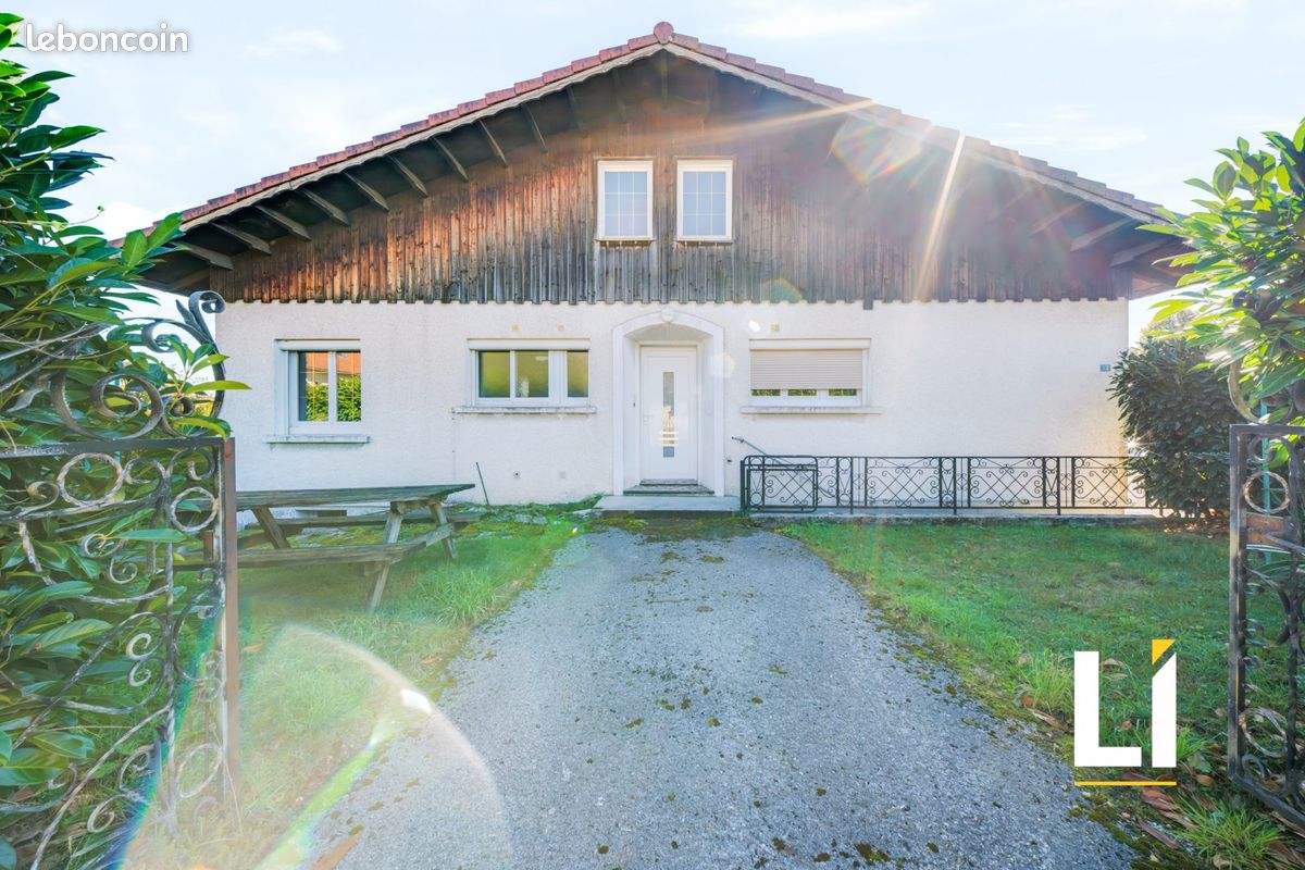 Maison 8 pièces 122 m² · à Frambouhans · 122 m² · 174 000 €