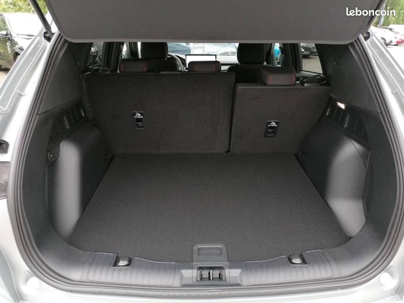 Ford Kuga 2.5 Duratec 180ch Hybrid FlexiFuel ST-Line Powershift (image 11)