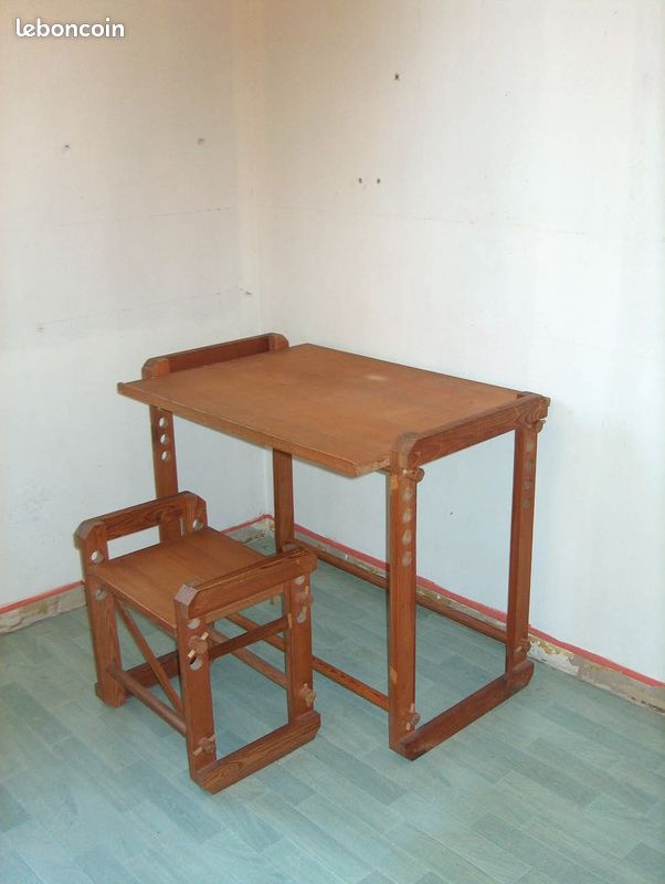 Petit bureau inclinable en pin et son tabouret (image 1)