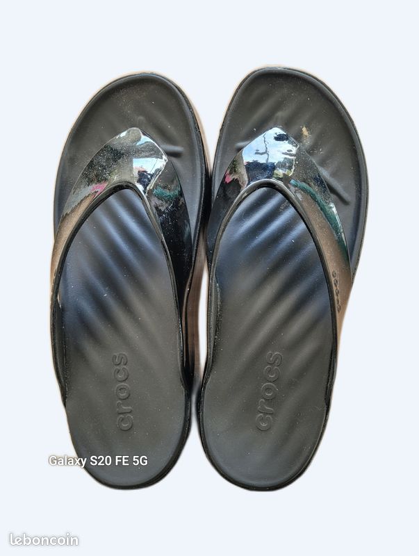 Tongs Crocs Capri Slide Pour Femme – Agua – Taille W7 – Bon état