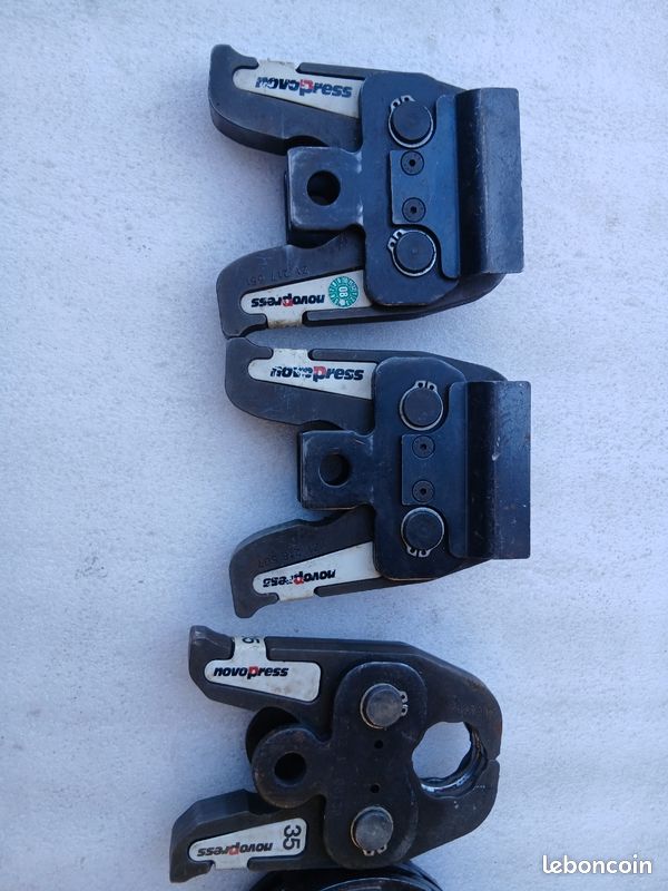 Mâchoires pour sertisseuse Rems Viega monopress - Bricolage Mâchoires pour sertisseuse Rems Viega monopress - Bricolage