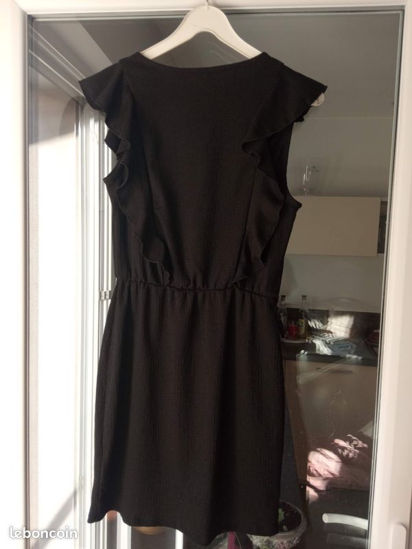 Petite robe noire été (image 2)