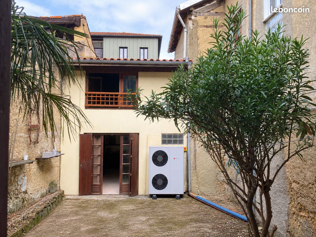 Maison 5 pièces 100 m² · à Mirande · 100 m² · 60 000 €