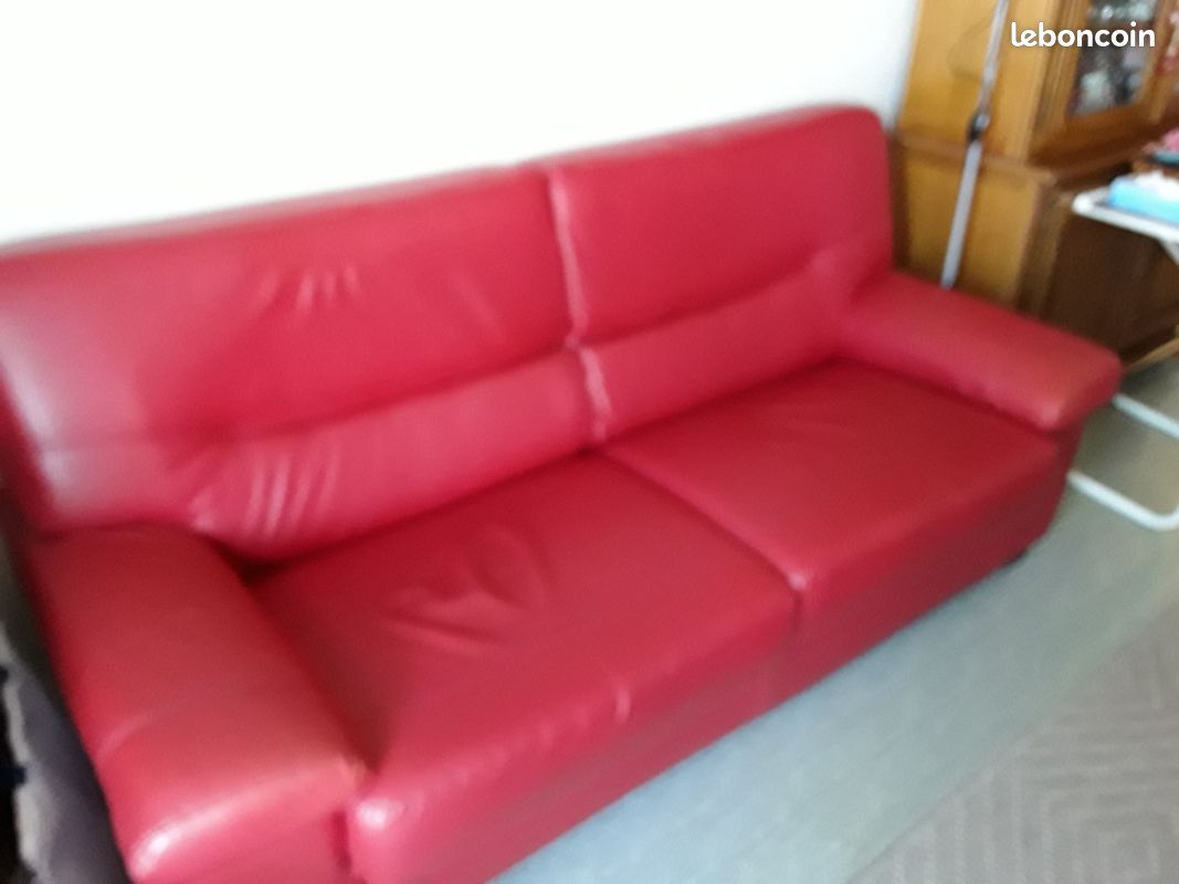 Canapé simili cuire vachette couleur rouge comme neuf (image 2)