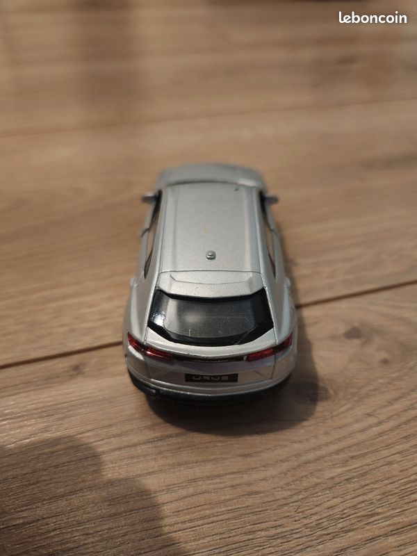 Voiture miniature lamborghini urus birago (image 2)