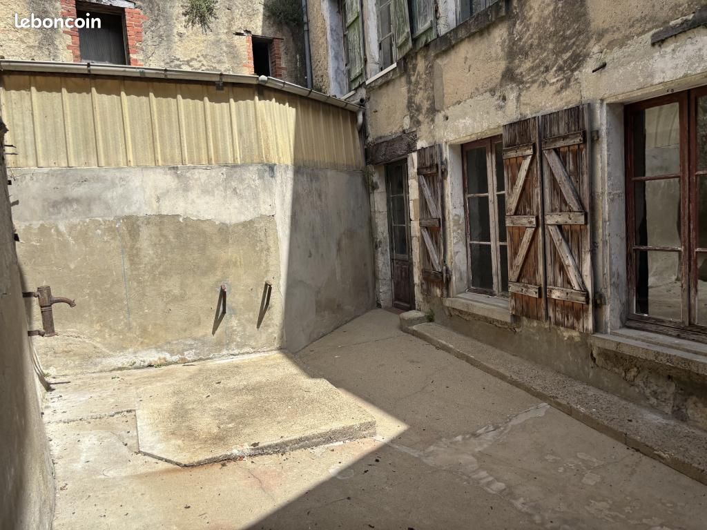Maison 6 pièces 228 m² · à Saint-Sever · 228 m² · 155 000 €