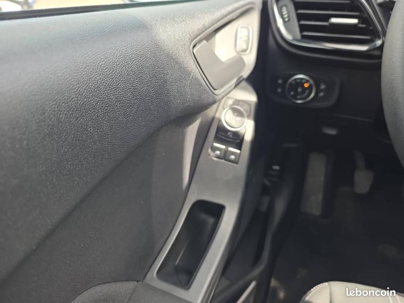 Ford Fiesta 1.0 EcoBoost 95ch Connect Business Nav 5p (image 19)