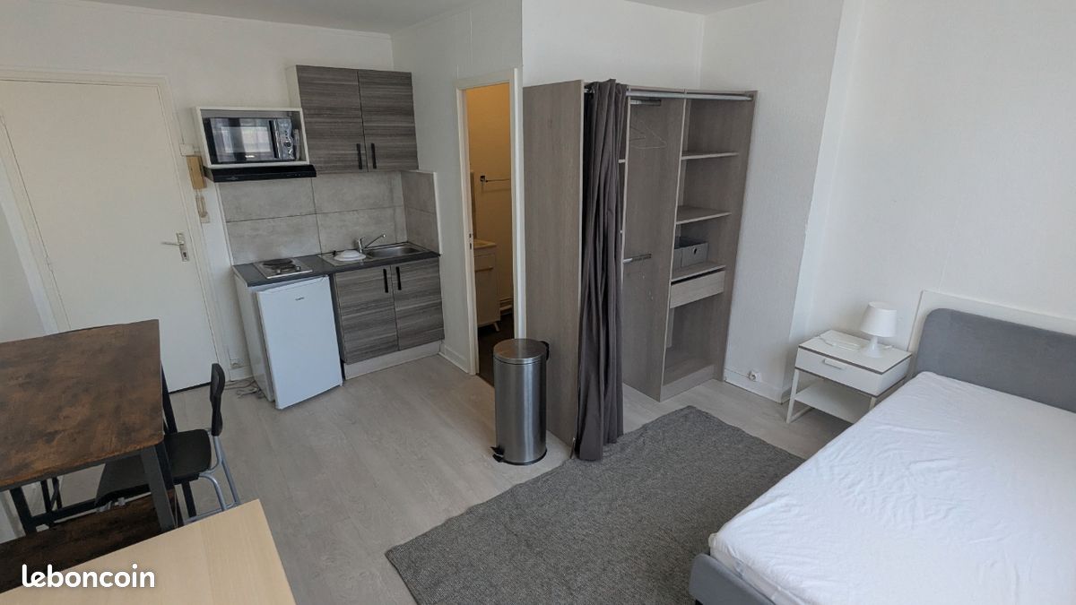 Appartement 1 pièce 18 m² · à Valenciennes · 18 m² · 500 €