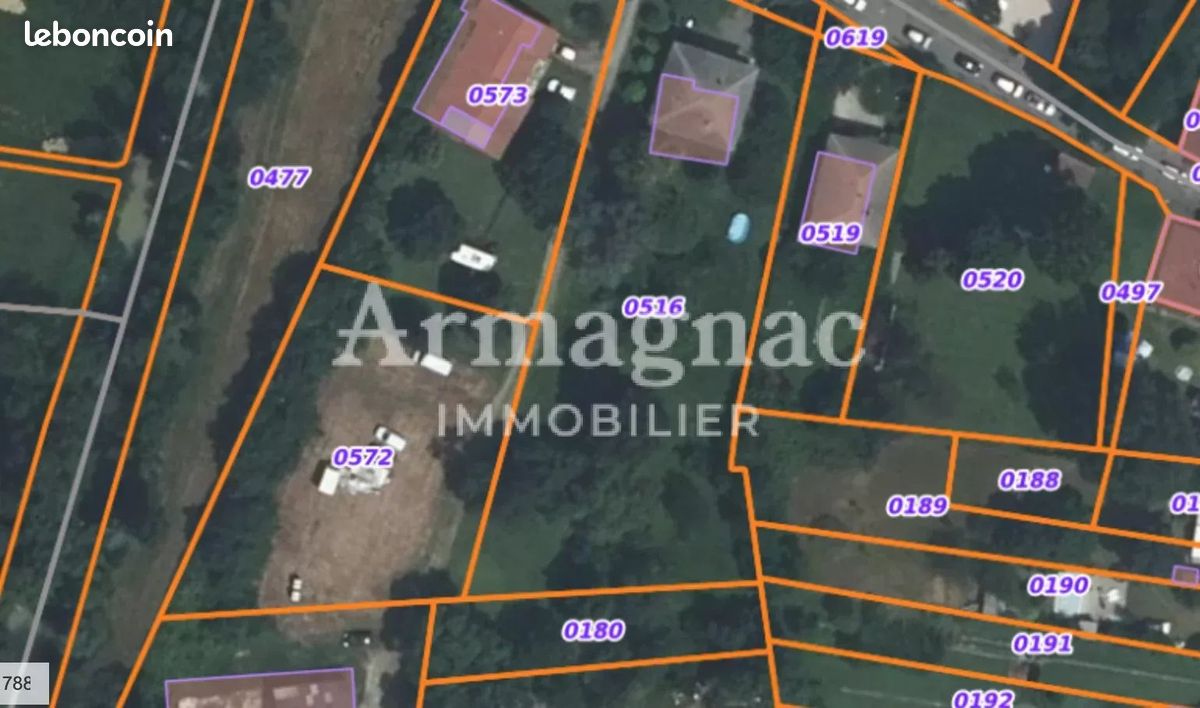 Terrain 1683 m² · à Vic-Fezensac · 1 683 m² · 10 000 €
